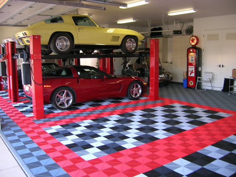 Garage with a Lift: Swisstrax Ribtrax (Racing Red, Pearl Silver, Jet Black)