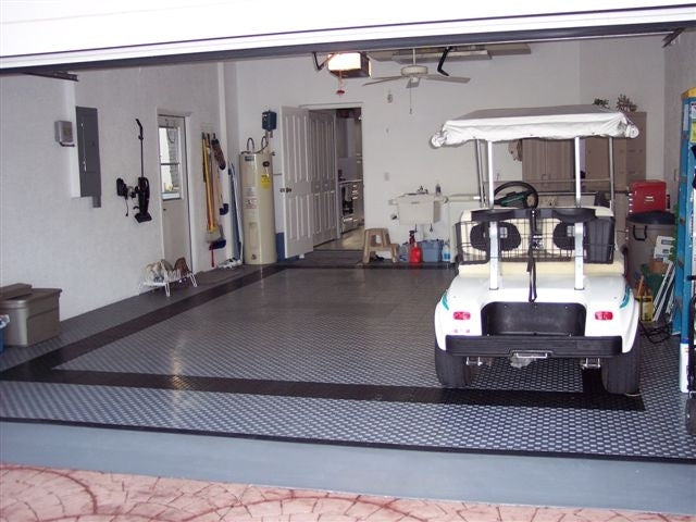 Golf Day Garage: Swisstrax Diamondtrax