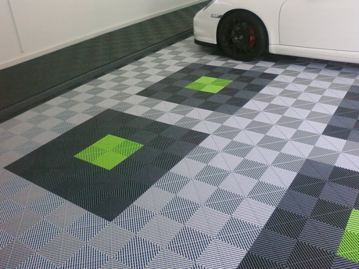 Techno Touch: Swisstrax Ribtrax (Techno Green, Slate Grey, Pearl Silver)