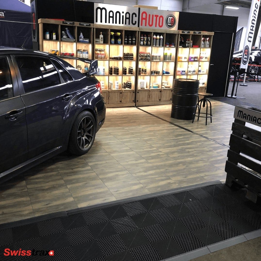 Swisstrax Vinyltrax - Car Showroom